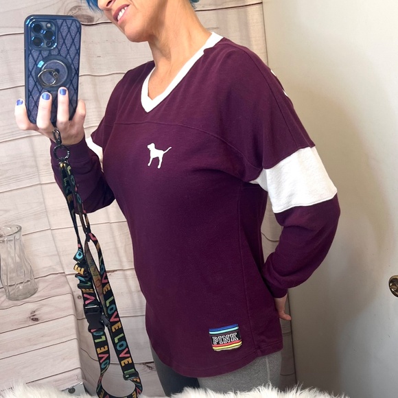 |•PINK•| Victoria's Secret PINK Maroon LOVE PINK Back Long Sleeve Sz XS (Small) - Picture 3 of 15